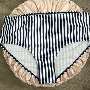 Bikini Bottoms NEW 2X Striped